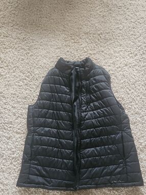 Eddie Bauer Black Quilted Puffer Vest